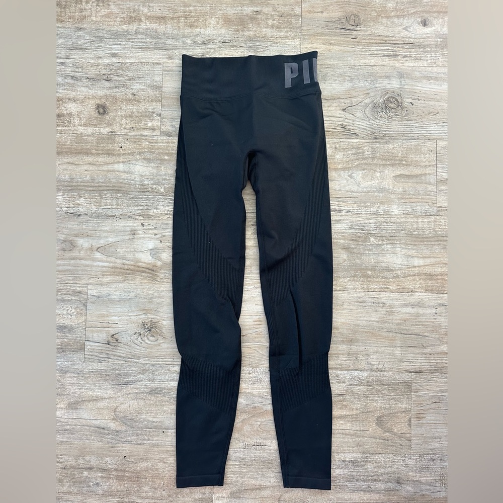 VS PINK Black High-Waisted Leggings